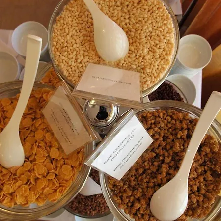 Апартаменти Calm Oasis In The Heart Of