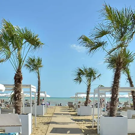 Calm Oasis In The Heart Of Appartamento