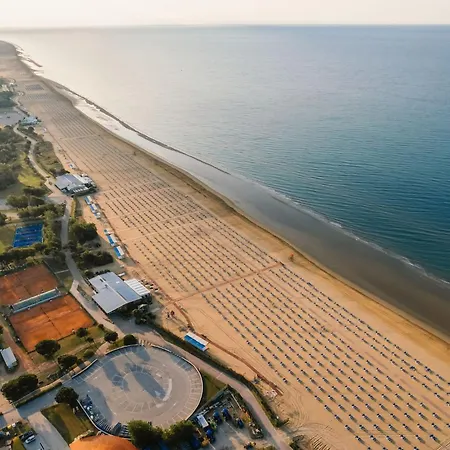 Calm Oasis In The Heart Of Bibione